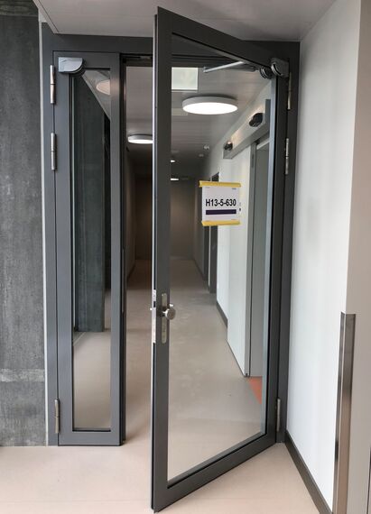 thermfix vario Facciate, fuego light Porte, unico Porte and presto 50 Porte - The Circle, Zurich located in Zürich, Svizzera