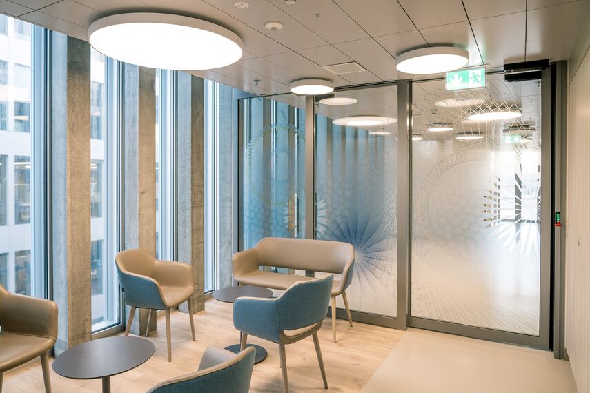 thermfix vario Facciate, fuego light Porte, unico Porte and presto 50 Porte - The Circle, Zurich located in Zürich, Svizzera