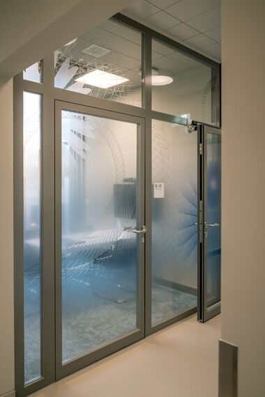 thermfix vario Facciate, fuego light Porte, unico Porte and presto 50 Porte - The Circle, Zurich located in Zürich, Svizzera