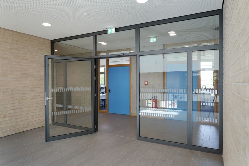 fuego light Finestre, fuego light Porte, presto 60s Porte and presto 50 Porte - BBZ Dithmarschen vocational training centre located in Heide, Germania