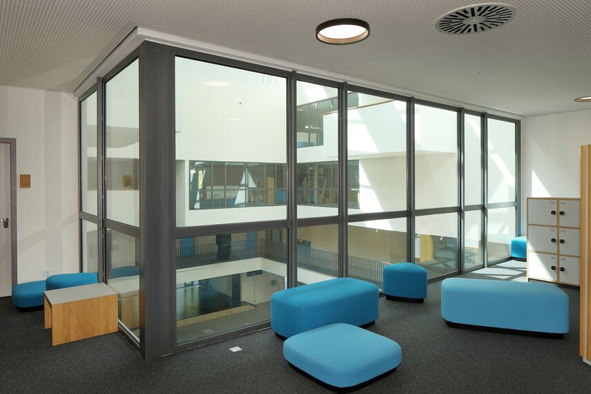 fuego light Finestre, fuego light Porte, presto 60s Porte and presto 50 Porte - BBZ Dithmarschen vocational training centre located in Heide, Germania