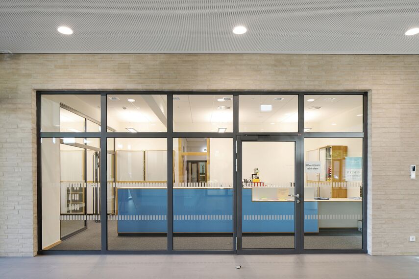 fuego light Finestre, fuego light Porte, presto 60s Porte and presto 50 Porte - BBZ Dithmarschen vocational training centre located in Heide, Germania