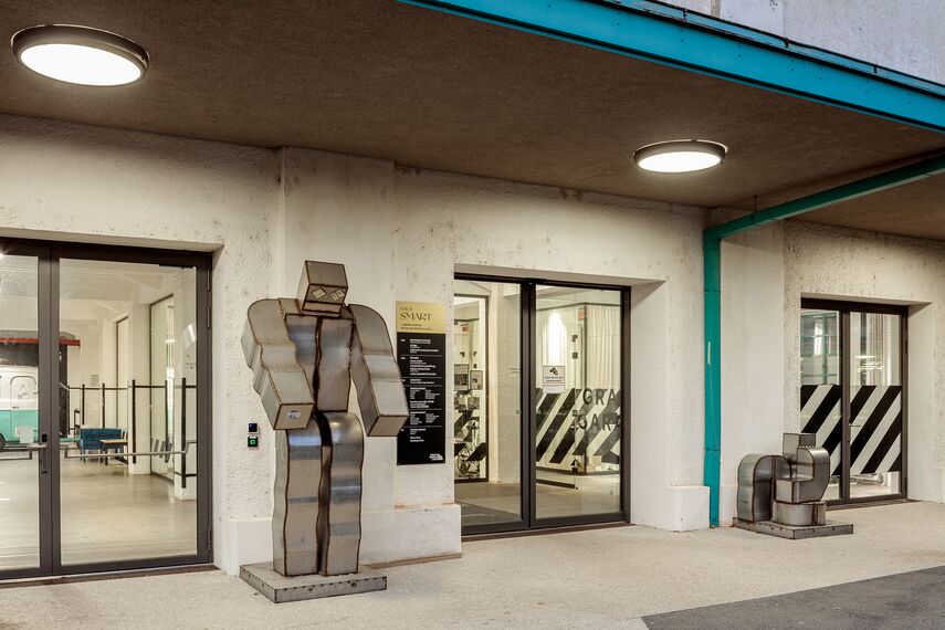 unico Porte and fuego light Porte - Tabakfabrik, Linz located in Linz, Austria