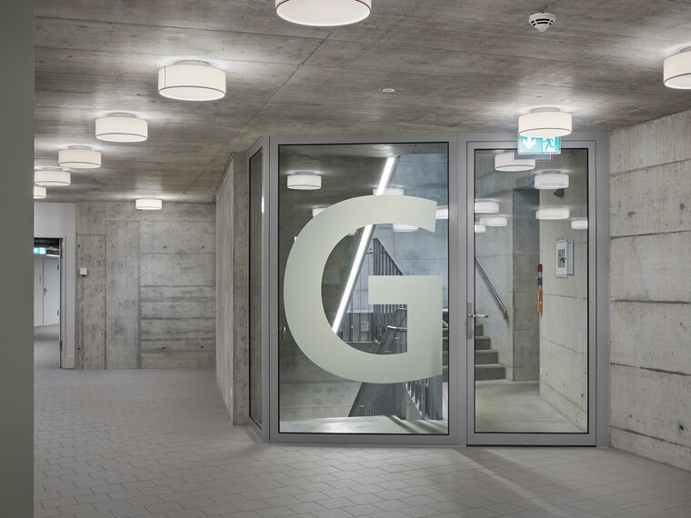 thermfix vario Facciate, fuego light Porte and fuego light Sistemi scorrevoli - Zentrum Biffig, Schötz located in Schoetz, Svizzera