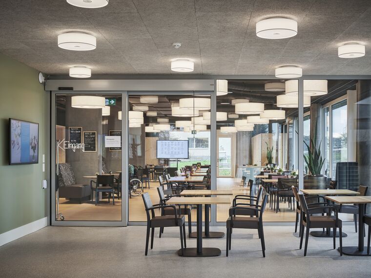 thermfix vario Facciate, fuego light Porte and fuego light Sistemi scorrevoli - Zentrum Biffig, Schötz located in Schoetz, Svizzera