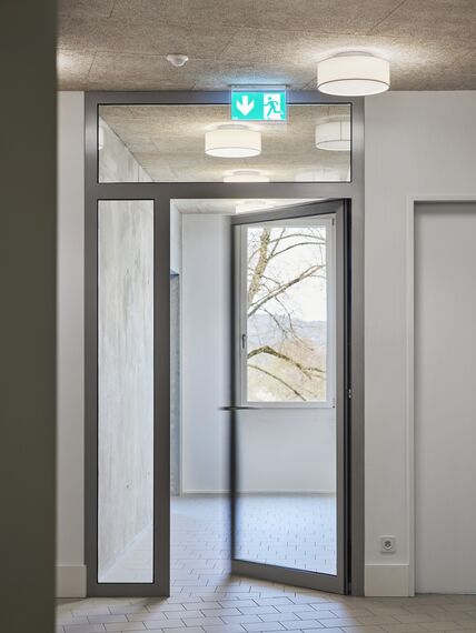 thermfix vario Facciate, fuego light Porte and fuego light Sistemi scorrevoli - Zentrum Biffig, Schötz located in Schoetz, Svizzera
