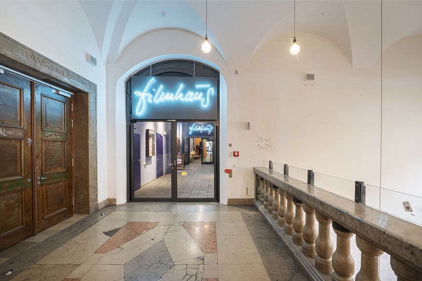 fuego light Porte and fuego light Finestre - Renovation of the Künstlerhaus Nuremberg located in Nürnberg, Germania