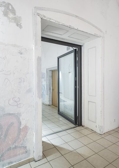 fuego light Porte and fuego light Finestre - Renovation of the Künstlerhaus Nuremberg located in Nürnberg, Germania
