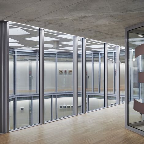 thermfix vario Facciate, fuego light Porte and fuego light Sistemi scorrevoli - Zentrum Biffig, Schötz located in Schoetz, Svizzera