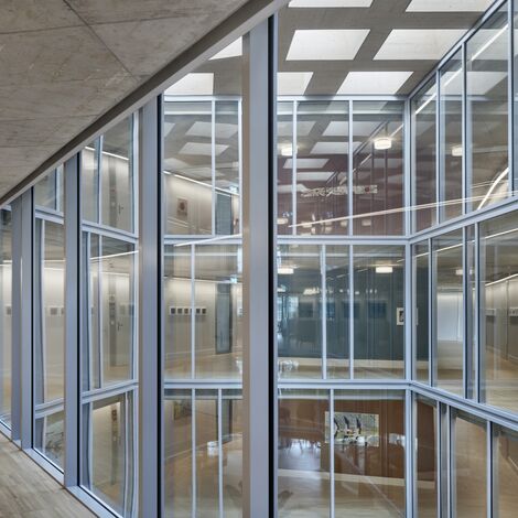 thermfix vario Facciate, fuego light Porte and fuego light Sistemi scorrevoli - Zentrum Biffig, Schötz located in Schoetz, Svizzera
