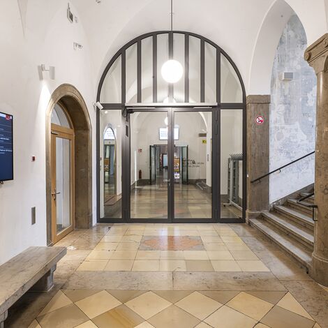 fuego light Porte and fuego light Finestre - Renovation of the Künstlerhaus Nuremberg located in Nürnberg, Germania