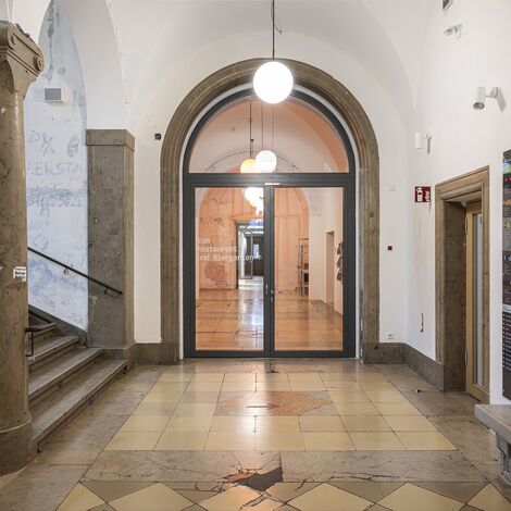 fuego light Porte and fuego light Finestre - Renovation of the Künstlerhaus Nuremberg located in Nürnberg, Germania