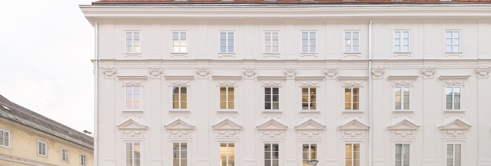 unico Porte, fuego light Porte, unico standard Porte, fuego light tagliafuoco 30 Porte, fuego light tagliafuoco 90 Porte and fuego light tagliafuoco 60 Porte - Renovation of Kärntner Sparkasse in Klagenfurt located inAustria